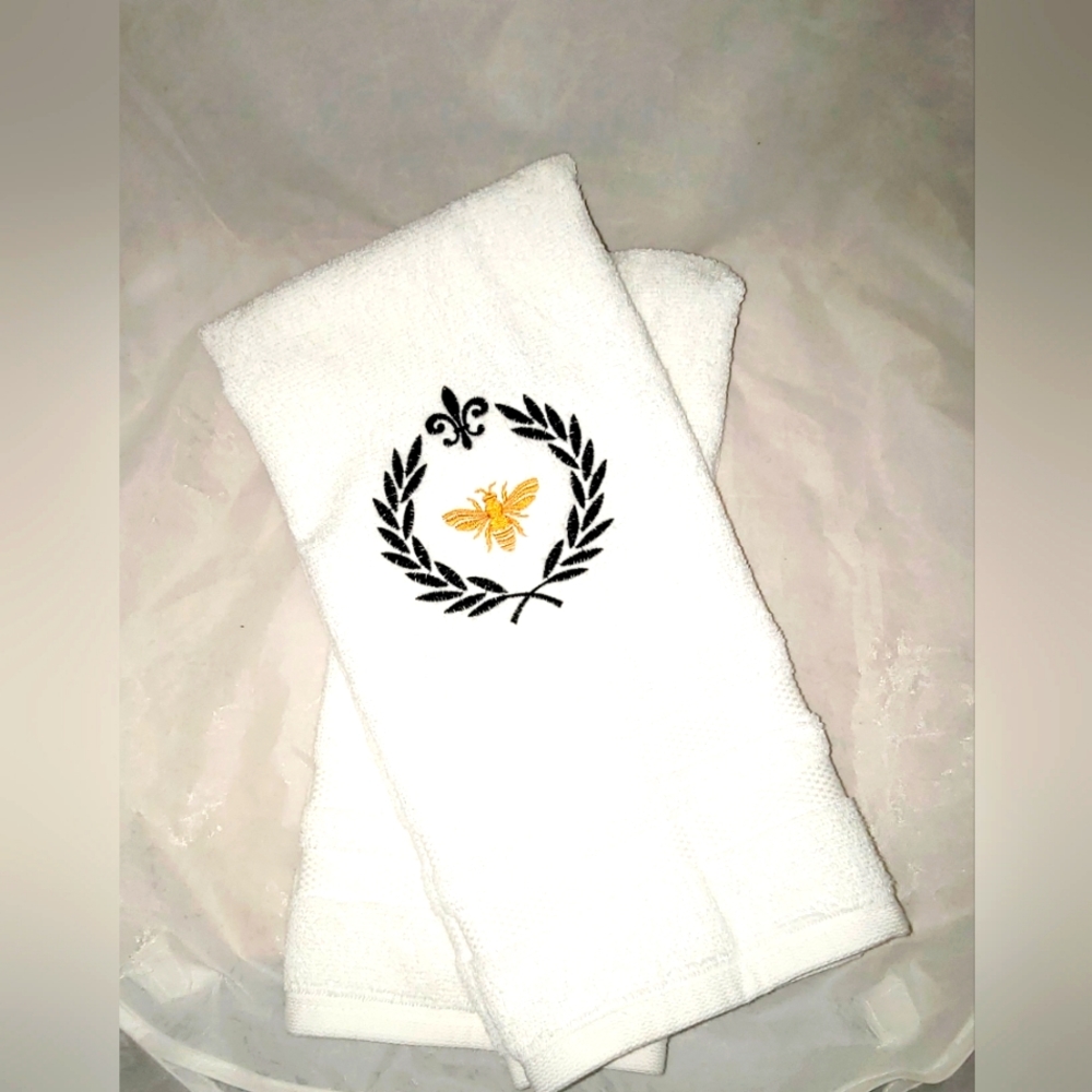1pc Imperial Bee Embroidered Towel